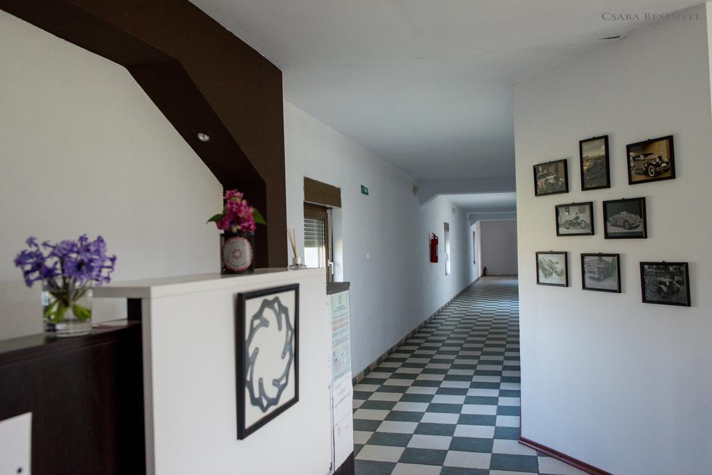 Appartement Speedhouse à Alba Iulia Extérieur photo
